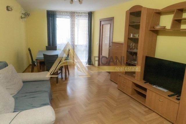 Дава под наем 3-СТАЕН, гр. Варна, Център, снимка 2 - Апартаменти - 54327572