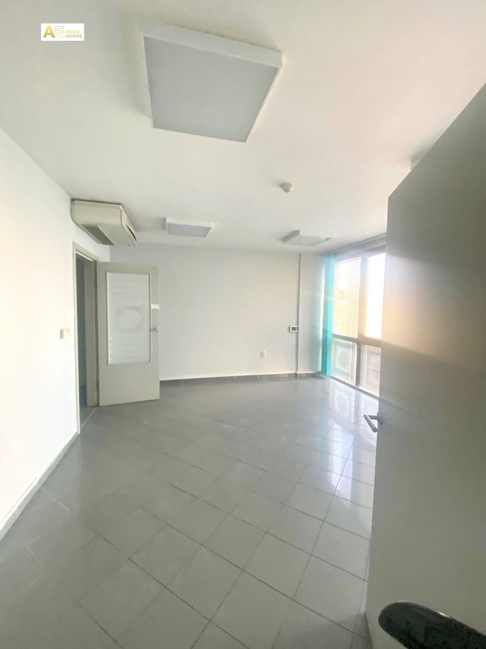 Дава под наем ОФИС, гр. София, Център, снимка 2 - Офиси - 54233796