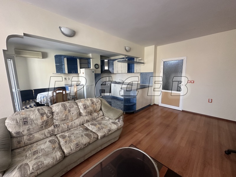 Vuokrattavana  1 makuuhuone Ruse , Tsentar , 75 neliömetriä | 41762762 - kuva [2]