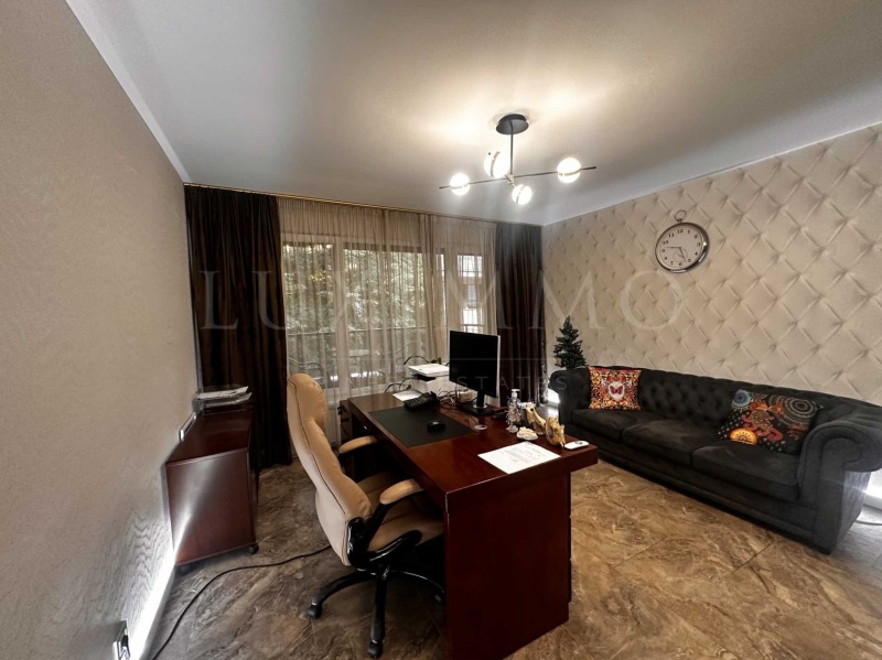 K pronájmu  Kancelář Sofia , Oborište , 61 m2 | 57715139 - obraz [5]