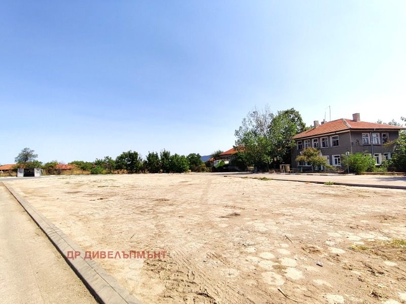 Дава под наем КЪЩА, с. Каменна река, област Хасково, снимка 17 - Къщи - 52745965