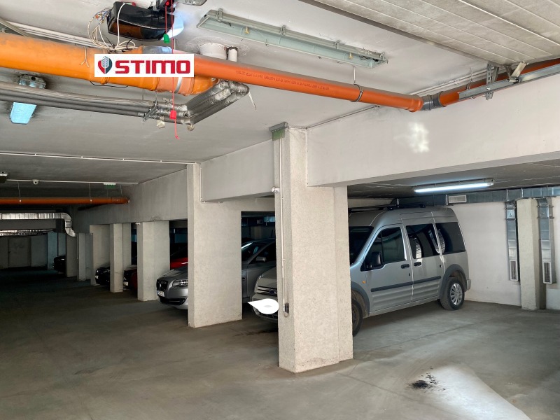 Te huur  Parkeerplaats Sofia , Suchata reka , 20 m² | 36071903