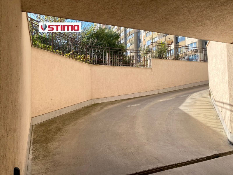 Te huur  Parkeerplaats Sofia , Suchata reka , 20 m² | 36071903 - afbeelding [3]