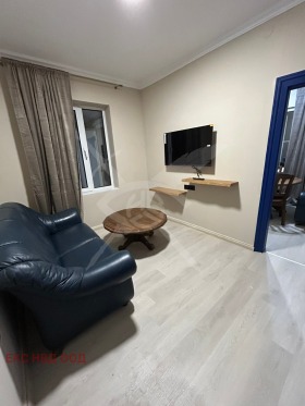 ЕТАЖ ОТ КЪЩА, 80 m2