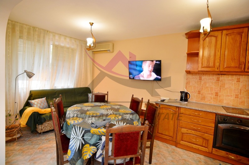 Zu vermieten  2 Schlafzimmer Warna , Sportna zala , 80 qm | 73620705 - Bild [3]