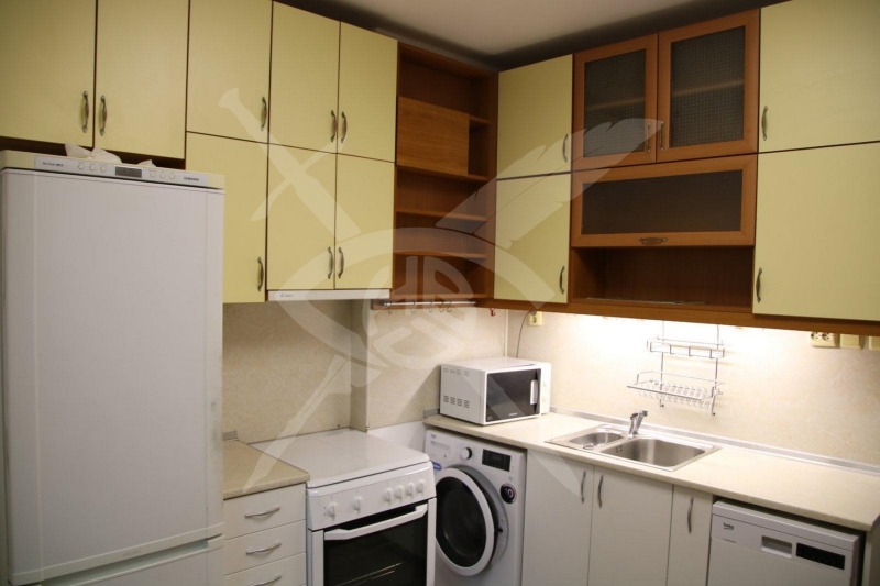 Дава под Наем 3-СТАЕН в град Варна, Център - 55 кв.м / 600 € » 1 173.50 лв., ЕКС НВД ООД