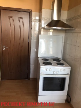 1 спаваћа соба Тракија, Пловдив 7