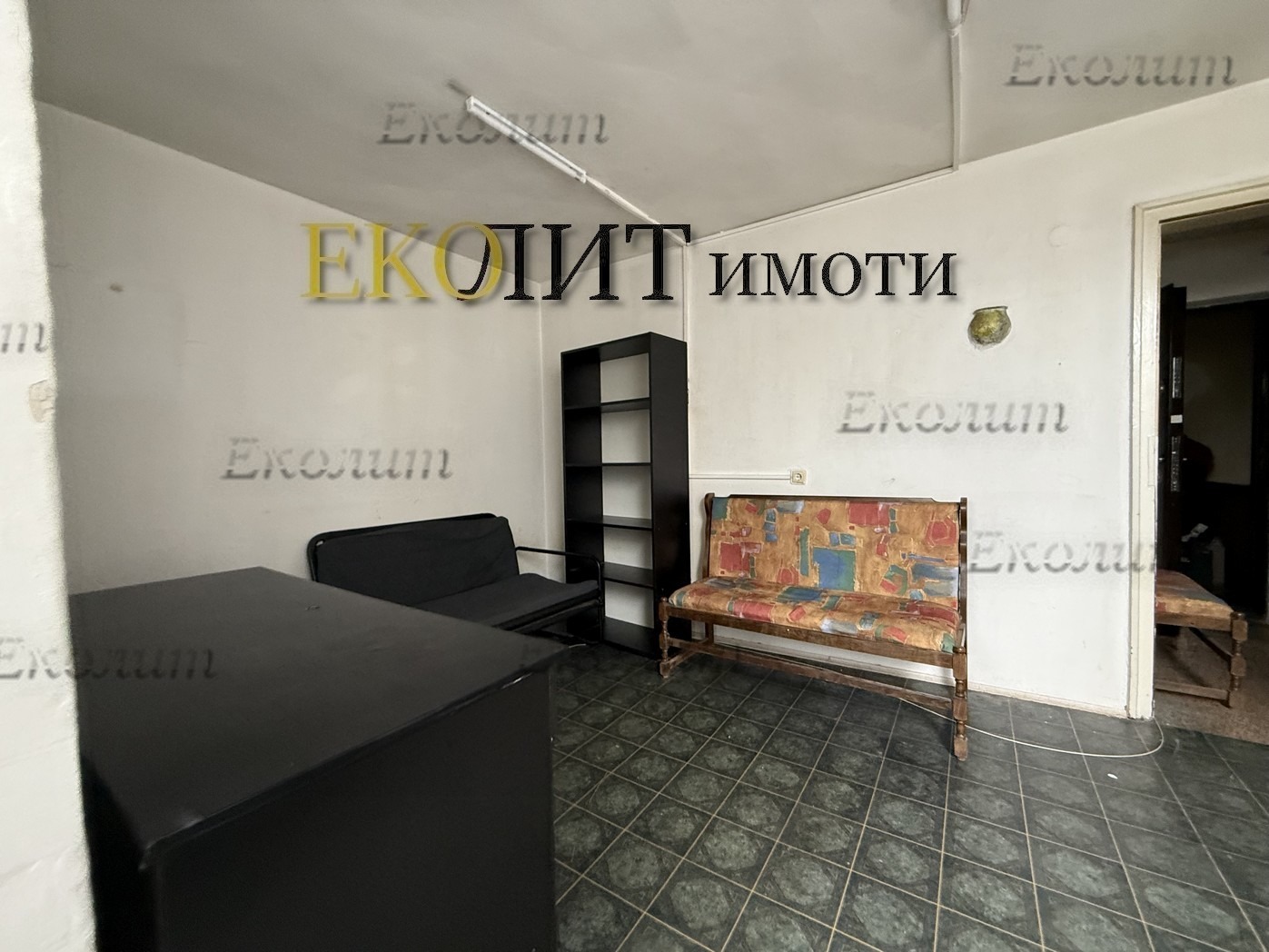 Дава под наем АТЕЛИЕ, ТАВАН, гр. София, Яворов