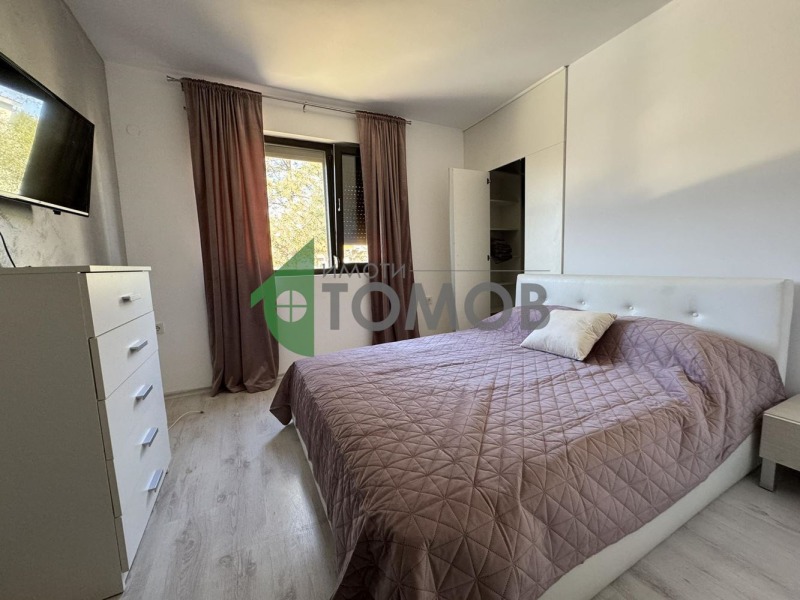 Zu vermieten  1 Schlafzimmer Schumen , Pazara , 70 qm | 97376593 - Bild [5]