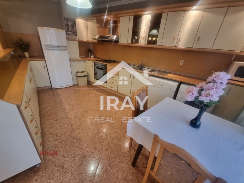 K pronájmu  3+ ložnice Stara Zagora , ORB , 200 m2 | 62227656 - obraz [3]