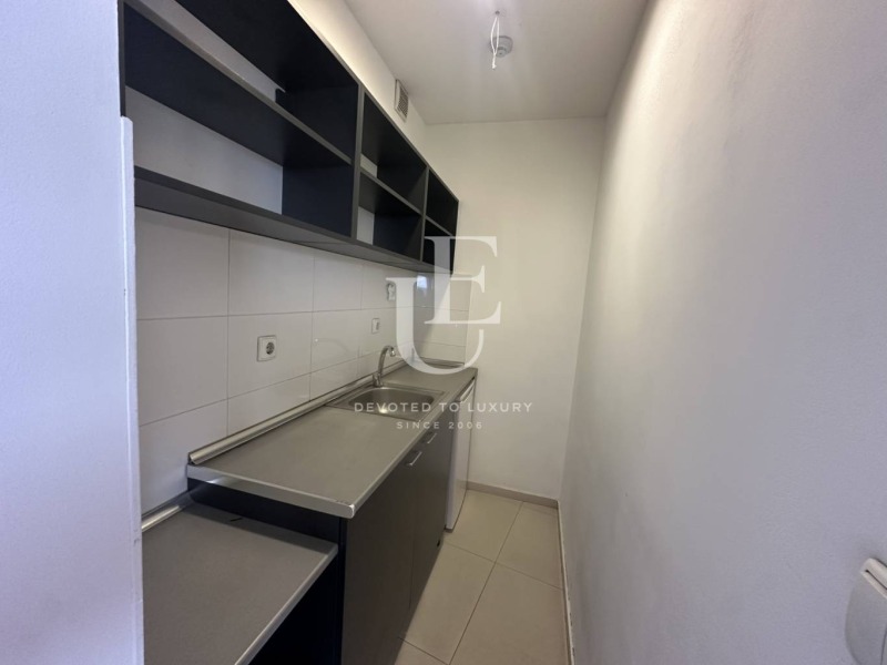 Da affittare  Ufficio Sofia , Gotse Delchev , 115 mq | 38617815 - Immagine [4]