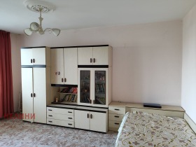 1 soveværelse Tsentralen koop. pazar, Ruse 5