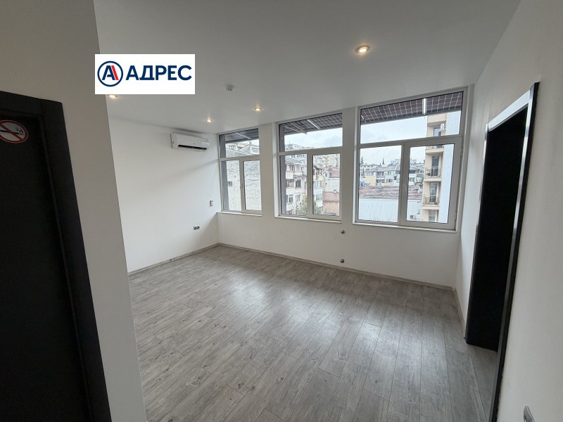 Дава под наем ОФИС, гр. Стара Загора, Център