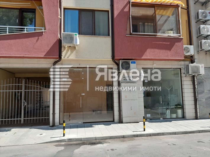 De inchiriat  Birou Plovdiv , Cârșiiaca , 23 mp | 16093060