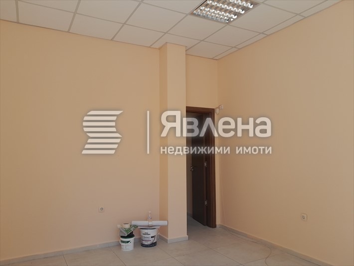 De inchiriat  Birou Plovdiv , Cârșiiaca , 23 mp | 16093060 - imagine [5]