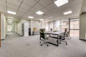 Ofis Iztok, Sofia