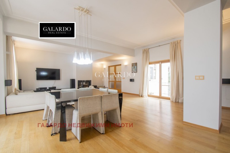 Дава под наем  4-стаен град София , Център , 230 кв.м | 80971227 - изображение [6]