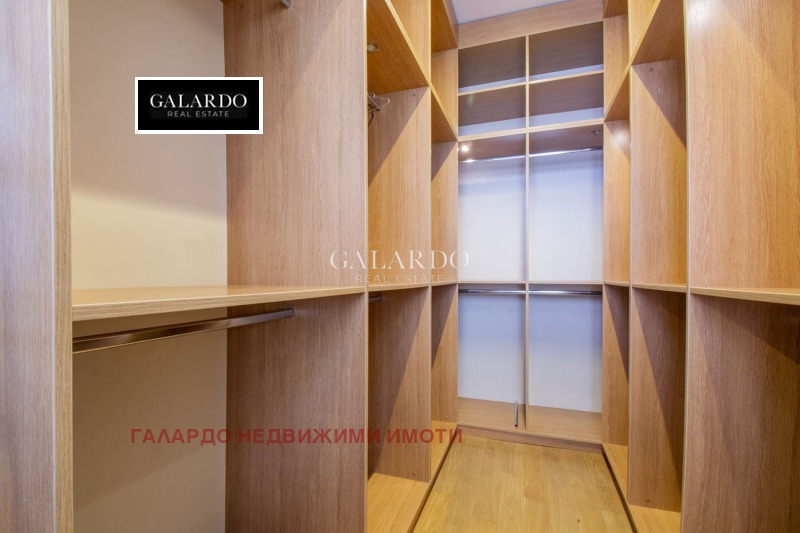 Дава под наем  4-стаен град София , Център , 230 кв.м | 80971227 - изображение [11]