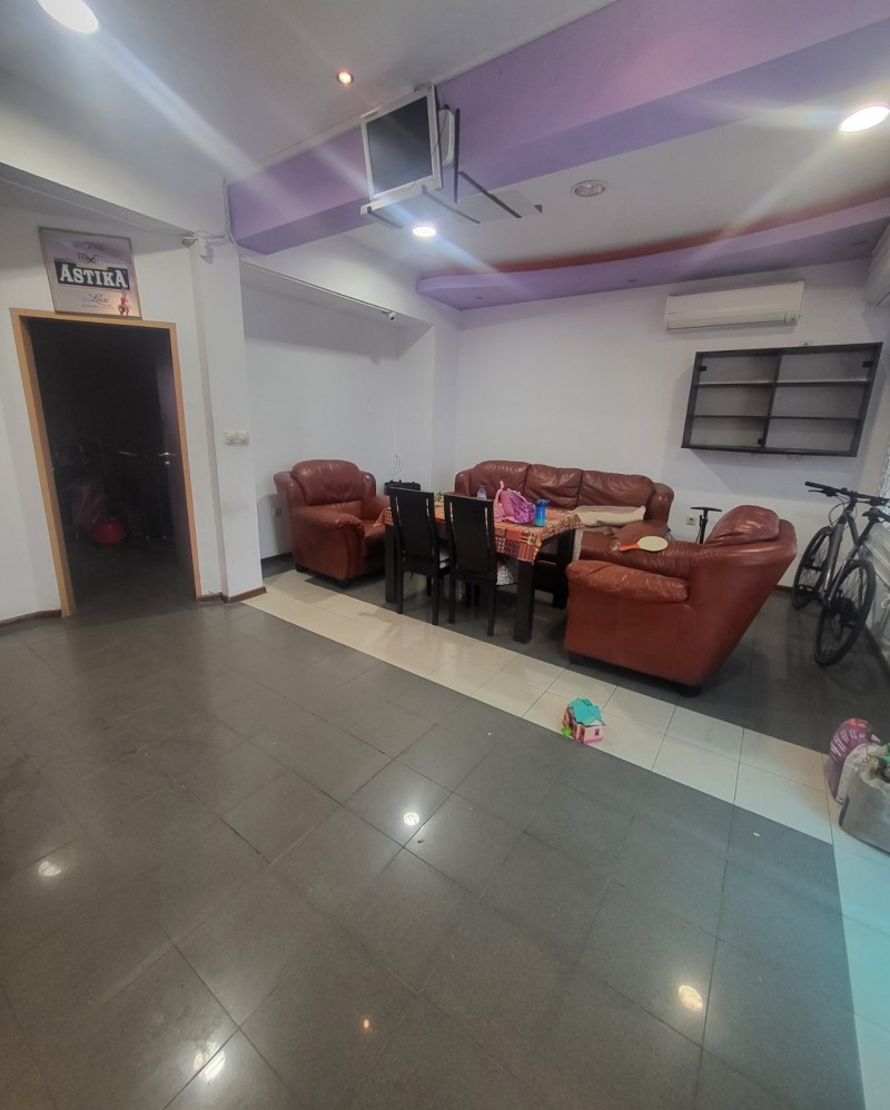 K pronájmu  Kancelář Burgas , Vazraždane , 100 m2 | 44977124 - obraz [2]