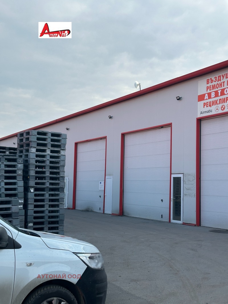 Дава под наем  Склад град Пазарджик , Запад , 240 кв.м | 98108813