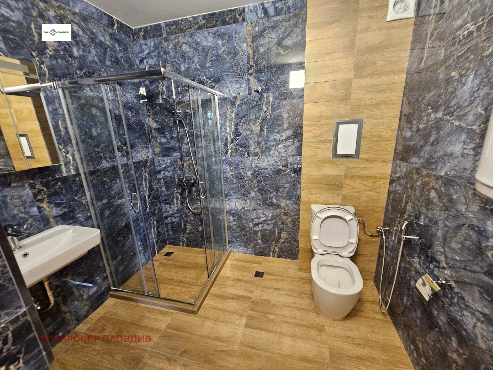 Дава под наем 4-СТАЕН, гр. Пловдив, Христо Смирненски, снимка 12 - Апартаменти - 53919675