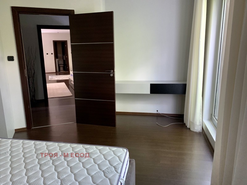 De inchiriat  2 dormitoare Sofia , Boiana , 95 mp | 29722135 - imagine [10]