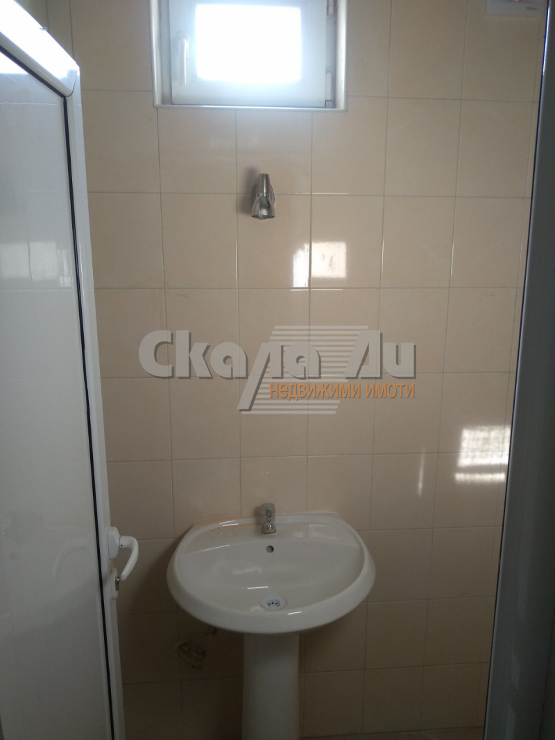 Προς ενοικίαση  Γραφείο Σοφηια , Τρεβητσ , 120 τ.μ | 35195680 - εικόνα [4]
