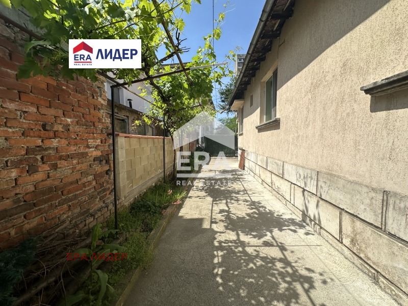 Дава под наем КЪЩА, гр. Русе, Родина 2, снимка 10 - Къщи - 55802120