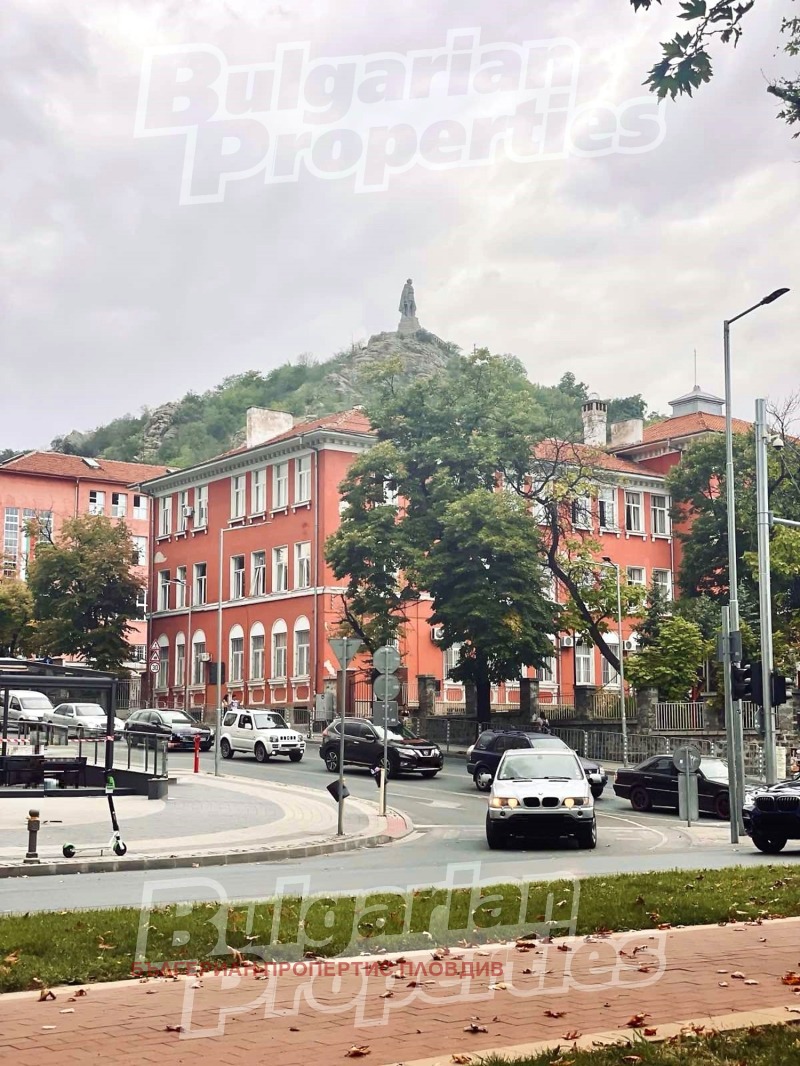 Дава под наем 3-СТАЕН, гр. Пловдив, Център, снимка 3 - Апартаменти - 53351882