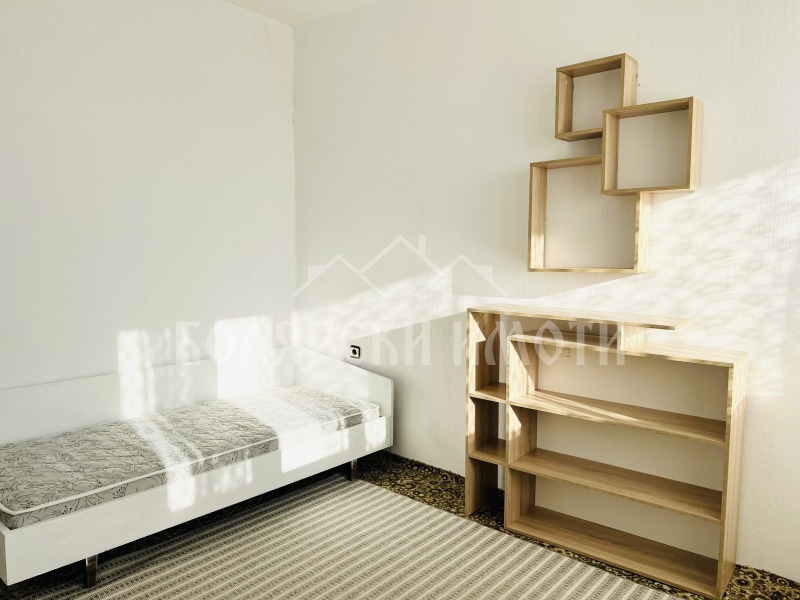 Дава под наем МНОГОСТАЕН, гр. Велико Търново, Център, снимка 3 - Апартаменти - 53496322