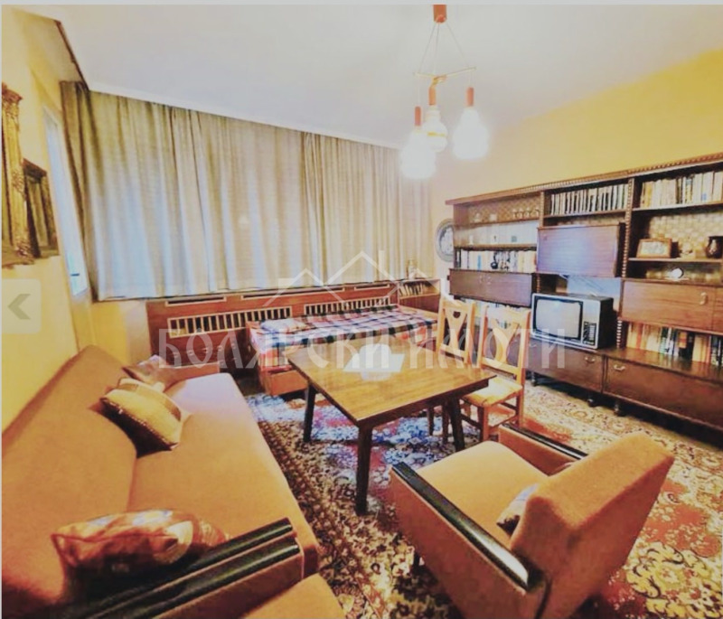 Дава под наем МНОГОСТАЕН, гр. Велико Търново, Център, снимка 7 - Апартаменти - 53496322