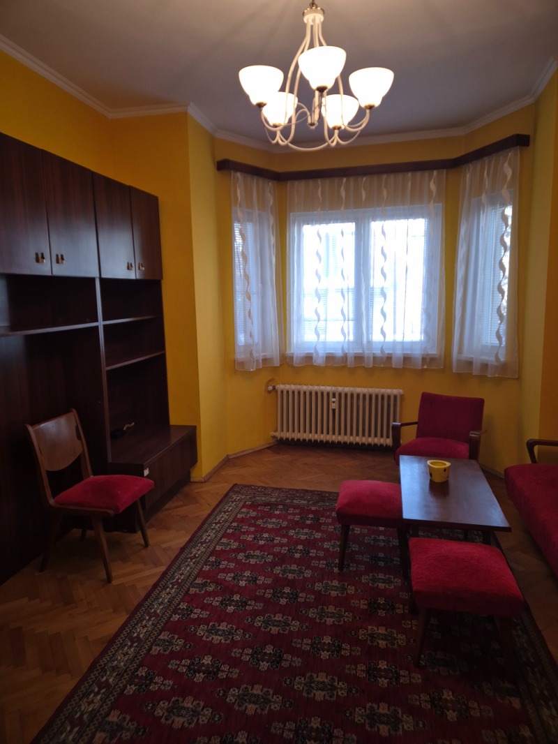 Do wynajęcia  1 sypialnia Sofia , Doktorski pametnik , 70 mkw | 33348877 - obraz [2]