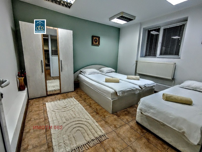 Дава под наем  3-стаен град Велико Търново , Център , 80 кв.м | 38820189 - изображение [4]
