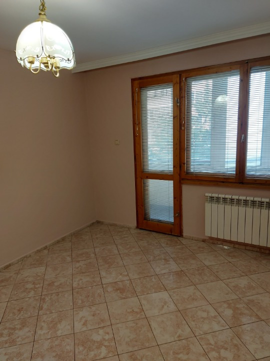 Til leie  3 soverom Sofia , Podujane , 146 kvm | 51006275 - bilde [2]