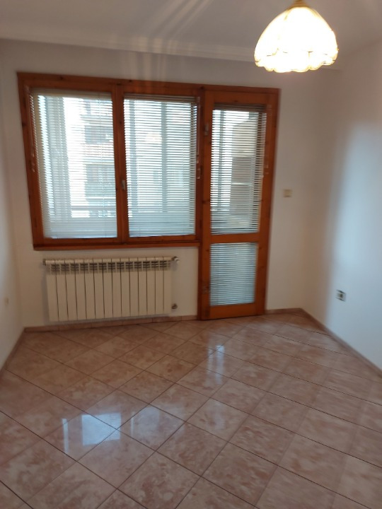 Til leie  3 soverom Sofia , Podujane , 146 kvm | 51006275 - bilde [7]
