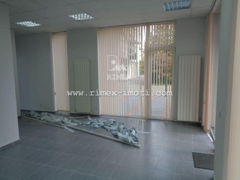 A louer  Bureau Plovdiv , Karchiyaka , 86 m² | 73342914