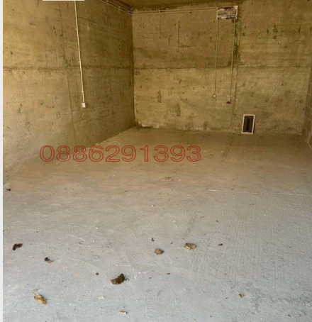 Дава под наем ГАРАЖ, ПАРКОМЯСТО, гр. Русе, Дружба 3, снимка 2 - Гаражи и паркоместа - 53246414