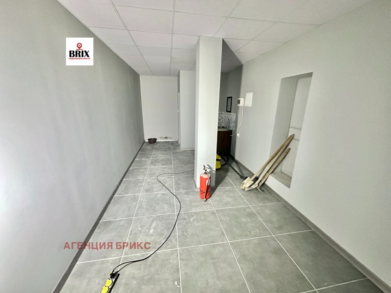 K pronájmu  Bar; Kavárna Ruse , Družba 3 , 160 m2 | 64071095 - obraz [2]