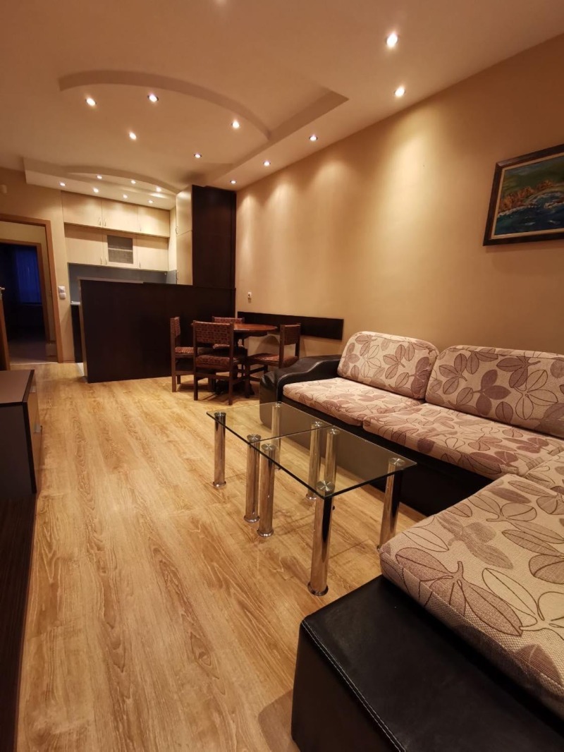 Vuokrattavana  1 makuuhuone Sofia , Nadežda 1 , 74 neliömetriä | 60223450 - kuva [5]