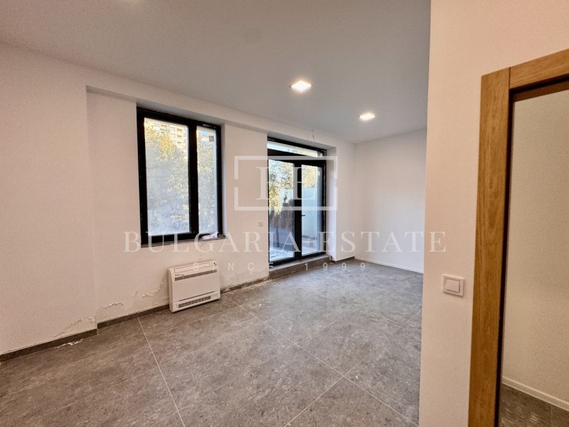 Дава под наем МАГАЗИН, гр. Варна, Бриз, снимка 7 - Магазини - 52706338