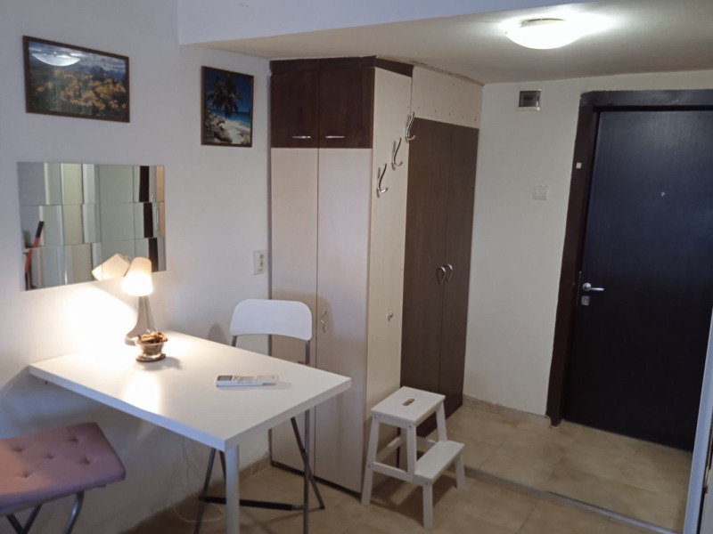 K pronájmu  Studio Sofia , Banišora , 20 m2 | 87585636 - obraz [3]