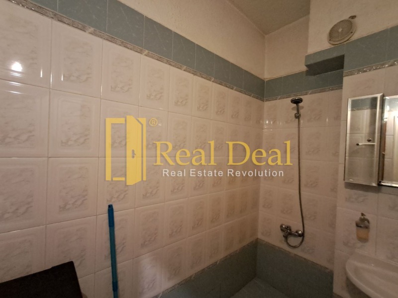 Издаје се  2 спаваће собе Софија , Центар , 100 м2 | 44112885 - слика [10]