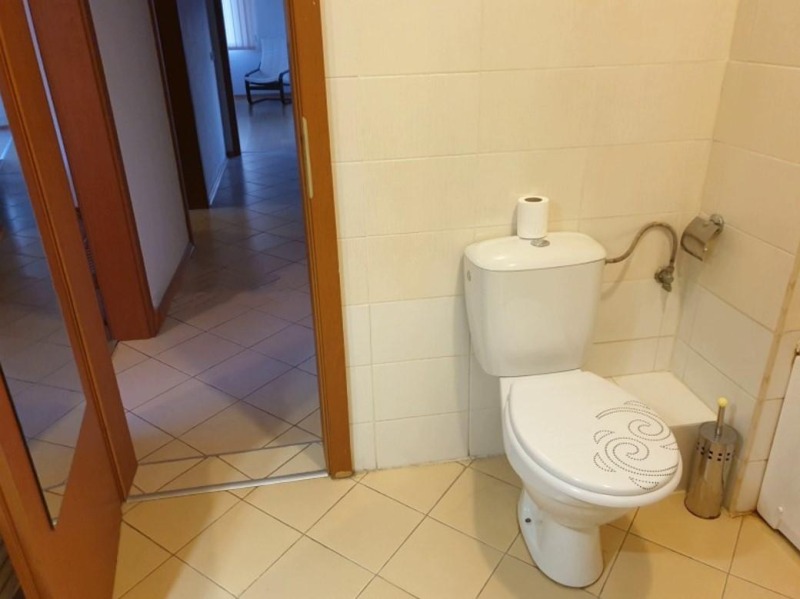 Издаје се  2 спаваће собе Софија , Карпузица , 130 м2 | 75450054 - слика [5]