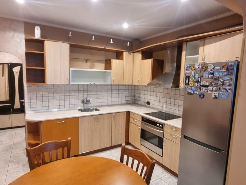 Издаје се  2 спаваће собе Софија , Младост 4 , 88 м2 | 51351209 - слика [2]