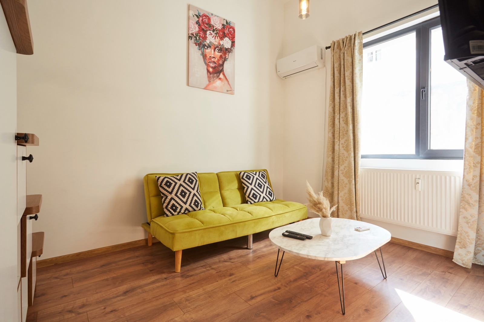 Дава под наем 1-СТАЕН, гр. София, Център