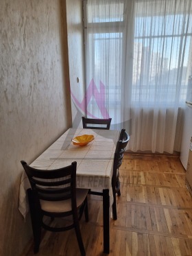 1 quarto Tchataldja, Varna 2