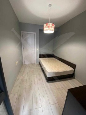 1 dormitorio Koljozen pazar, Varna 3