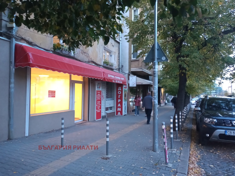 Под наем МАГАЗИН, град София, Център • 1000 € / 1955.83 лв. • 46283753 1