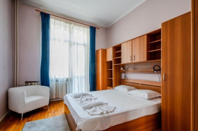 2 slaapkamers Tsentar, Sofia 1