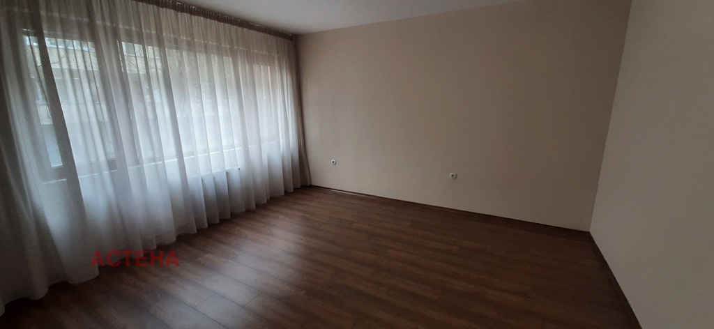 Дава под наем 2-СТАЕН, гр. София, Лагера, снимка 10 - Апартаменти - 53646472